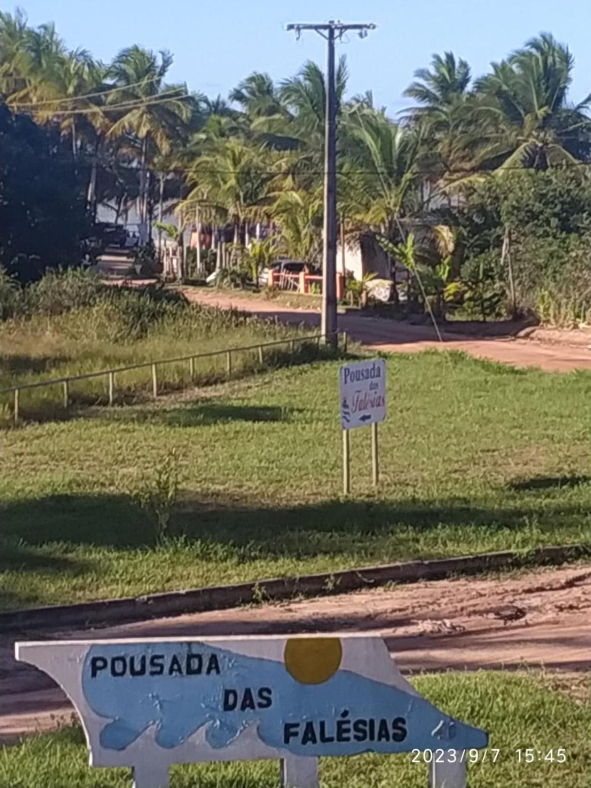 Hotel Pousada Das Falesias Prado Exterior foto